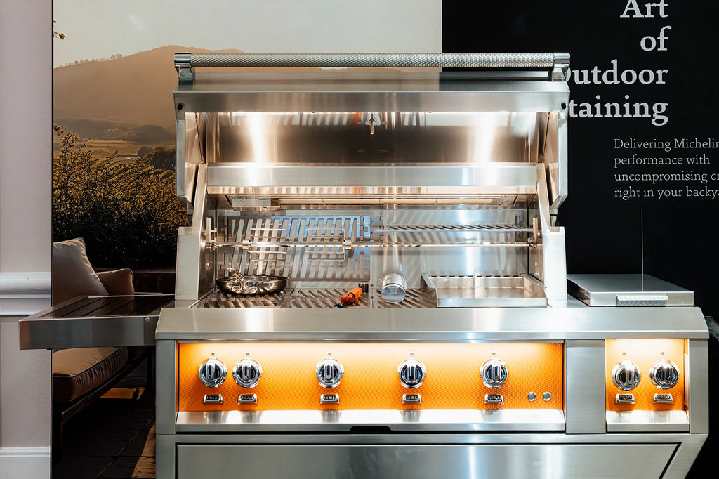 Hestan 42" Freestanding Gas Grill w/ Deluxe Cart, 4 Trellis Burners, Double Side Burner & Rotisserie – view 4
