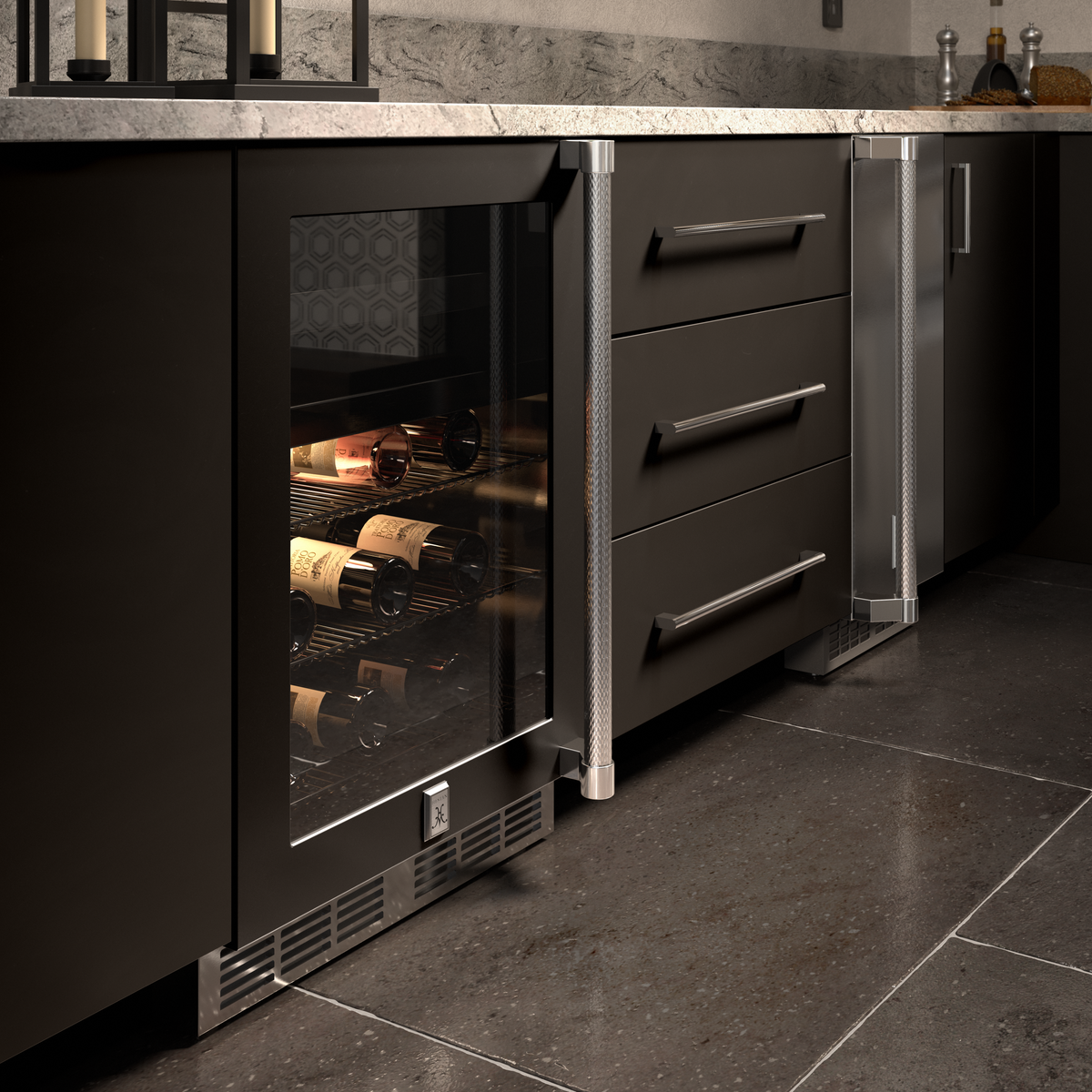 Hestan 15" Outdoor Ice Machine – view 2